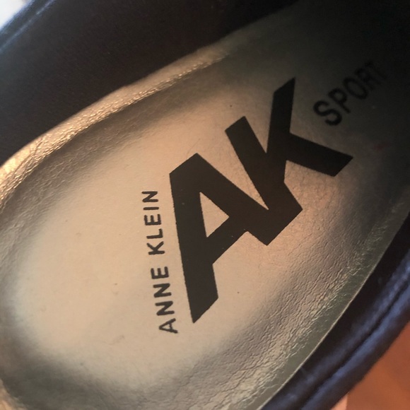 Anne Klein black clog mules with rubber soles Ladies size 7.5 - Picture 6 of 9